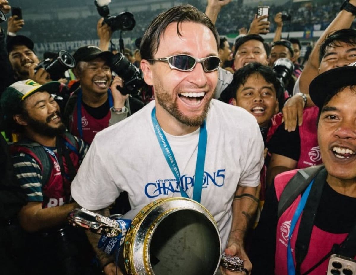 Siap Berjuang Kembali Bersama Persib Bandung, Marc Klok Resmi Alihkan Fokus Menuju Musim Depan