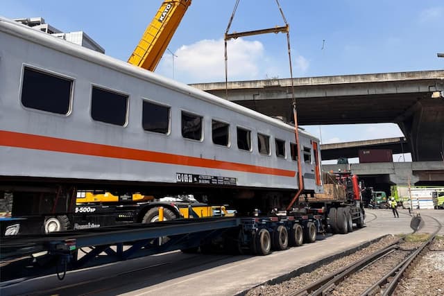 KAI Logistik Kirim 25 Kereta dari Jakarta ke Sumatera KAI Logistik Kirim 25 Kereta dari Jakarta ke Sumatera