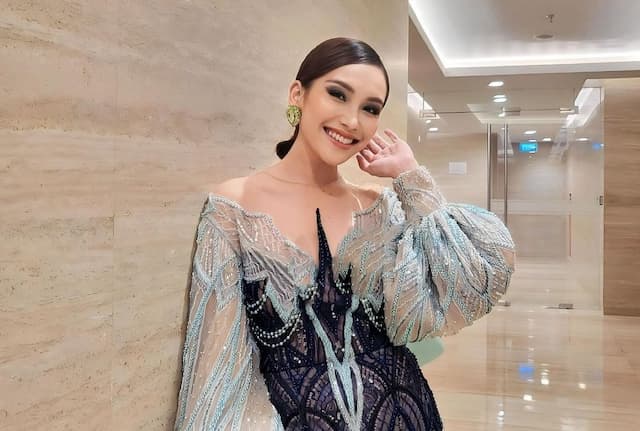 Momen Kevin Gusnadi Gabung Jadi Panitia Kurban di Rumah Ayu Ting Ting Momen Kevin Gusnadi Gabung Jadi Panitia Kurban di Rumah Ayu Ting Ting