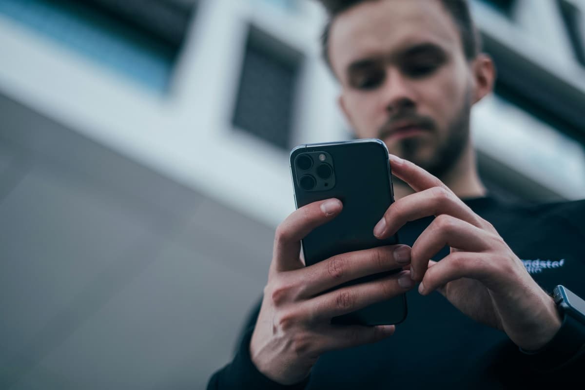 Apple Kembangkan Fitur Anti-Jambret untuk iPhone, Ini Cara Kerjanya