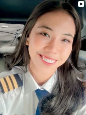 Profil dan Potret Cantik Tania Artawidjaya, Captain Pilot Perempuan Pertama yang Terbangkan Presiden Prabowo