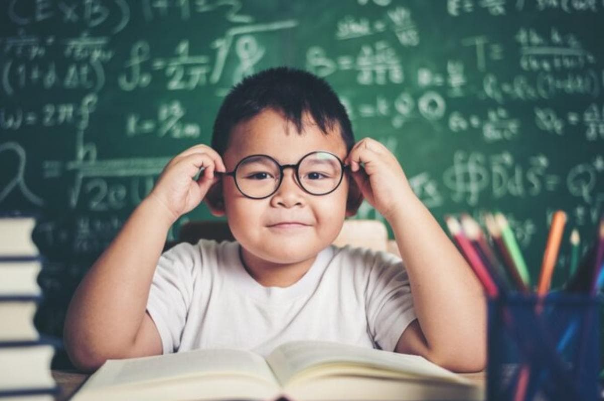 IQ Anak Diturunkan Ayah atau Ibu? Ini Penjelasannya IQ Anak Diturunkan Ayah atau Ibu? Ini Penjelasannya