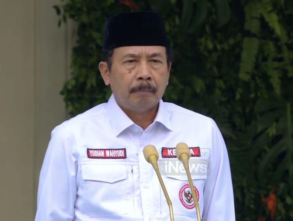 Kepala BPIP Pimpin Upacara Penurunan Bendera Hari Lahir Pancasila