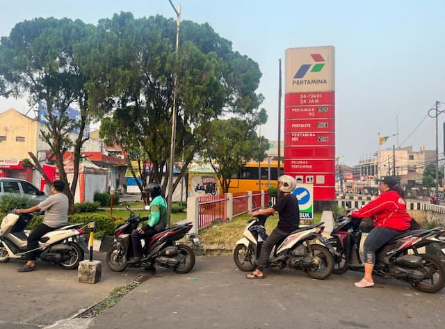 Harga Pertamax Naik Jadi Rp16.250 per Liter, Pertamina: Sesuai yang Ditetapkan Pemerintah Harga Pertamax Naik Jadi Rp16.250 per Liter, Pertamina: Sesuai yang Ditetapkan Pemerintah