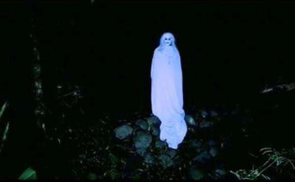 Heboh Penampakan Hantu Noni Belanda, Curhat Ingin Punya Anak Tuyul