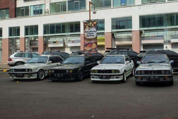 Punya BMW dan MINI Lawas? di Tempat Ini Tak Perlu Pusing Cari Suku Cadang