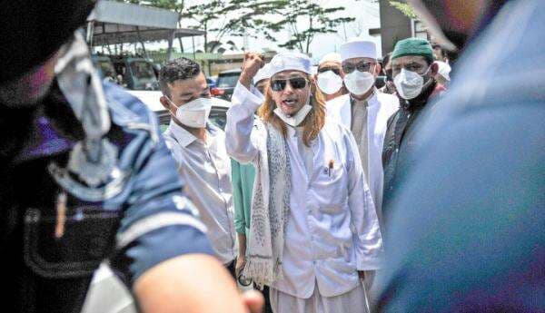 Yang Ngomong Gini Habib Juga Lho: Jangan Petantang-Petenteng Bahar, Sok Jagoan!