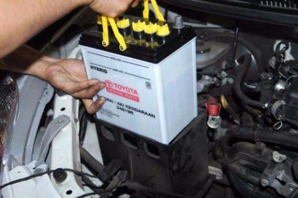 Ciri-Ciri Charger Aki Sudah Penuh Saat Diisi, Segera Cabut! Ciri-Ciri Charger Aki Sudah Penuh Saat Diisi, Segera Cabut!