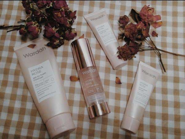 Review Wardah Hydra Rose Series