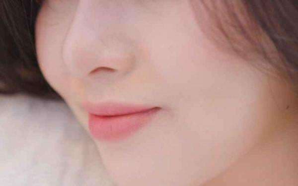 Heboh Kim Seon Ho dan Han So Hee Syuting Iklan di Surabaya, Benarkah?