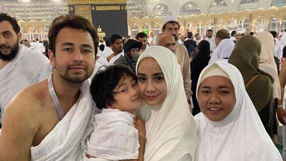 5 Asisten Artis Punya Majikan Super Sultan, Kantongi Gaji Fantastis Tiap Bulan: Ada yang Tembus Ratusan Juta!