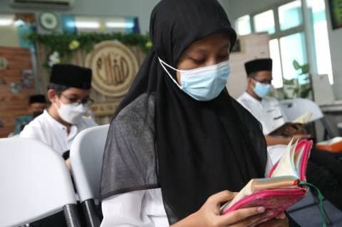 Cara Baca Iqlab dalam Al Quran, Pengertian dan Contohnya