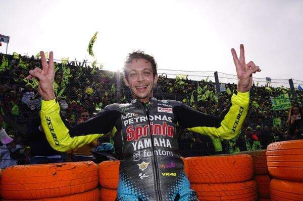 Karena Luca Marini, Valentino Rossi pun Tahu dari Mana Bakat Balapnya Berasal