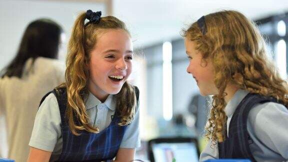 Anak Gak Mau Sekolah? Ini yang Harus Dilakukan Orang Tua, Catat Ya!