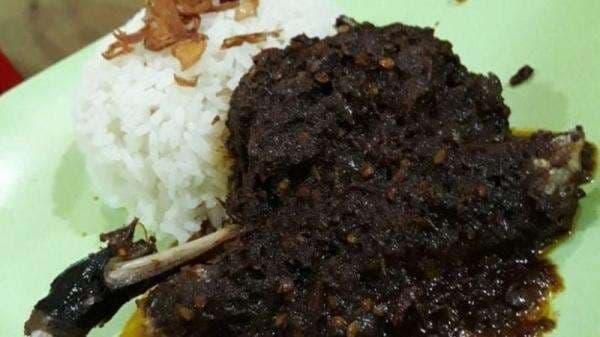 5 Kuliner Nasi Bebek Madura di Jakarta yang Bikin Nagih!