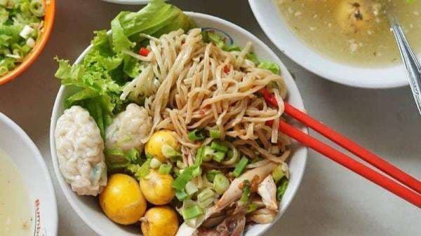 5 Mie Ayam Legendaris di Jakarta, Lezat dan Rasanya Otentik!