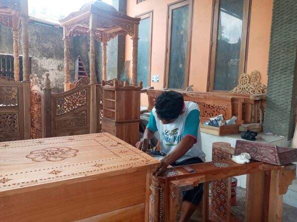 Kisah Para  Perajin Cukli di Rungkang Jangkuk  Bertahan di Tengah Pandemi