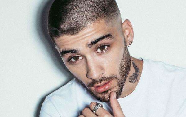 Putus dari Gigi Hadid, Zayn Malik Gabung Aplikasi Kencan Online