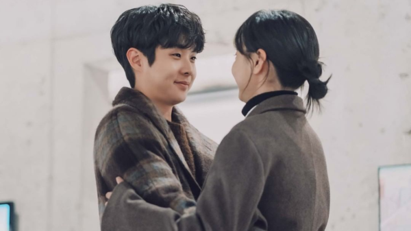 6 Alasan Karakter Choi Ung dari Our Beloved Summer Disebut Boyfriend Material