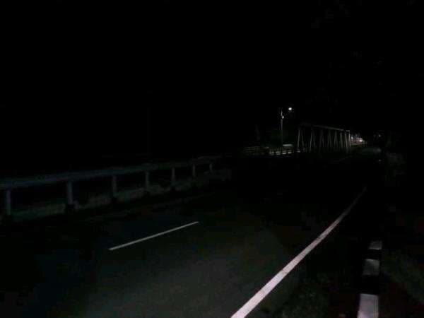 Gelap Gulita, Jembatan di Kota Serang Ini Sering Makan Korban Jiwa