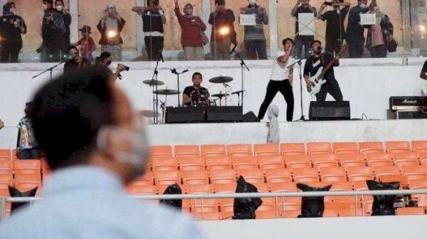 Anies Undang Nidji Cek Sound JIS, Netizen : Kirain Pake Vokalis yg Lama