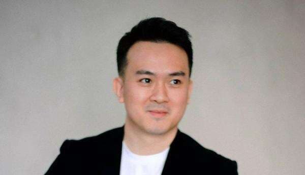 Jadi Pekerja Kasar hingga Hampir Meninggal, Begini Lika-Liku Pendiri Wahyoo Warteg Peter Shearer