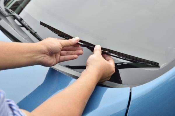 Musim Hujan Telah Tiba, Cek Karet Wiper dan Washer