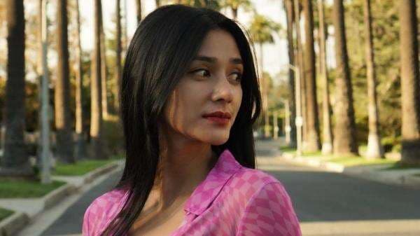 Bra Menerawang, Fanny Ghassani Seksi Pakai Kemeja Transparan Bikin Netizen Gemetaran!