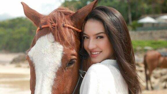 5 Artis Cantik Ini Punya Bapak Pejabat, Jabatannya Gak Kaleng-kaleng!