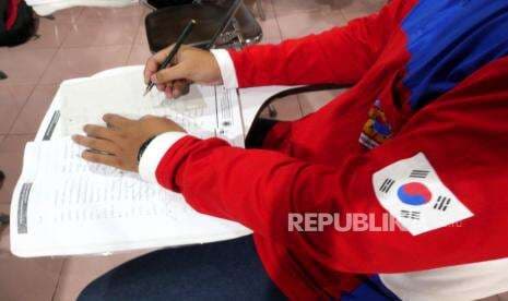 12 Kosakata Benda di Ruang Kelas dalam Bahasa Korea
