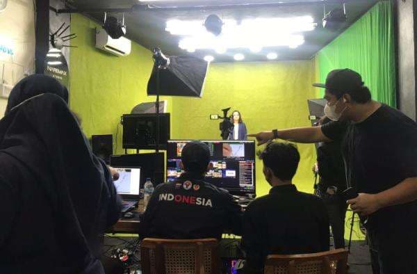 Mengintip Studio untuk Syuting Podcast Para Konten Kreator Mengintip Studio untuk Syuting Podcast Para Konten Kreator