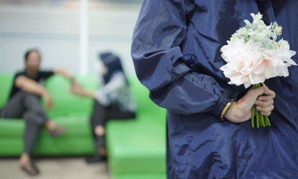 Saat Kamu Memergoki Pasangan Selingkuh, Langsung Lakukan 3 Hal