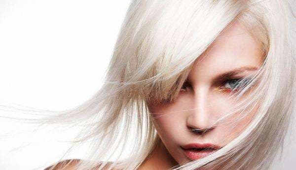 5 Tren Warna Rambut yang Akan Populer di 2022