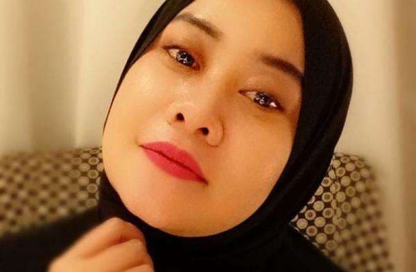 Foto Masa Lalu Istri Doddy Sudrajat Tersebar di Medsos, Netizen: Mirip Cewek Karaoke