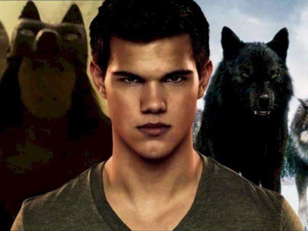 Sempat Frustrasi, Taylor Lautner Justru Bingung Saat Para Fans Tak Lagi Menjegatnya!
