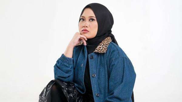 Biodata Musdalifah Basri Lengkap Umur dan Agama, Komika Cantik yang Absurd Abis Biodata Musdalifah Basri Lengkap Umur dan Agama, Komika Cantik yang Absurd Abis