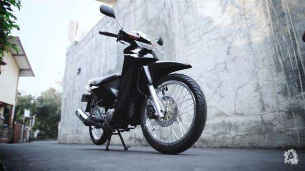 Ini Motor Murah Paling Berharga Buat Hidup Ariel NOAH
