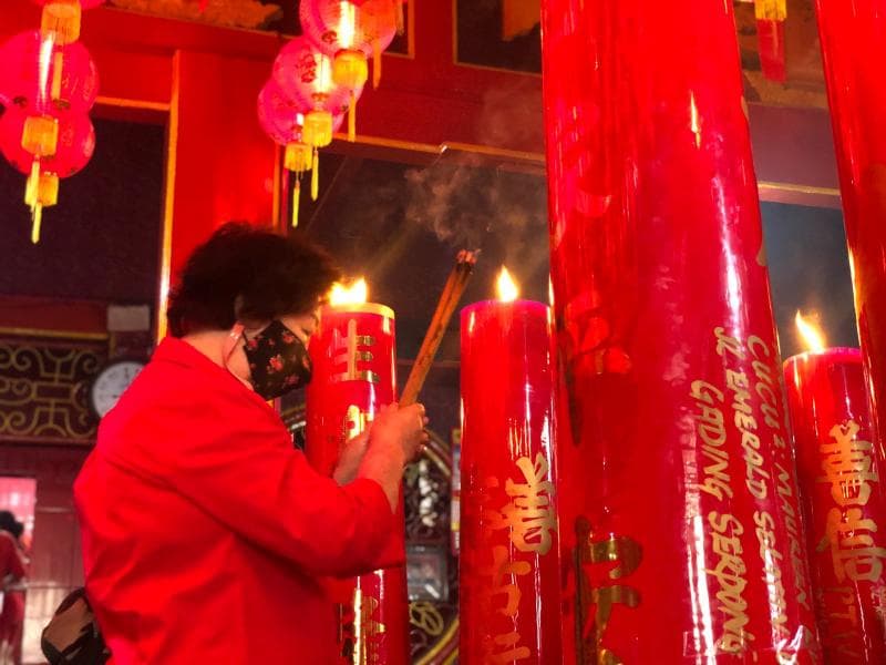 Inilah Makna dan Arti Bakar Lilin di Perayaan Imlek yang Belum Diketahui Banyak Orang, Dekatkan Diri pada Tuhan