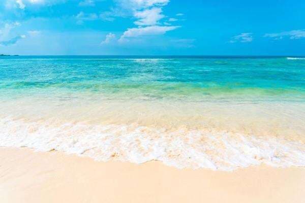 Mitos Larangan Pakai Baju Hijau ke Pantai Selatan Jawa, Ini Loh Alasan Logisnya