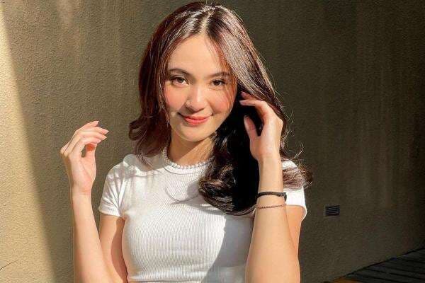 RRQ Vivi, Pacar Alfeandra Dewangga yang Dikasih Hati Hotman Paris RRQ Vivi, Pacar Alfeandra Dewangga yang Dikasih Hati Hotman Paris