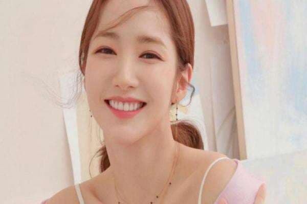 Biodata Park Min Young, Profil dan Perjalanan Kariernya