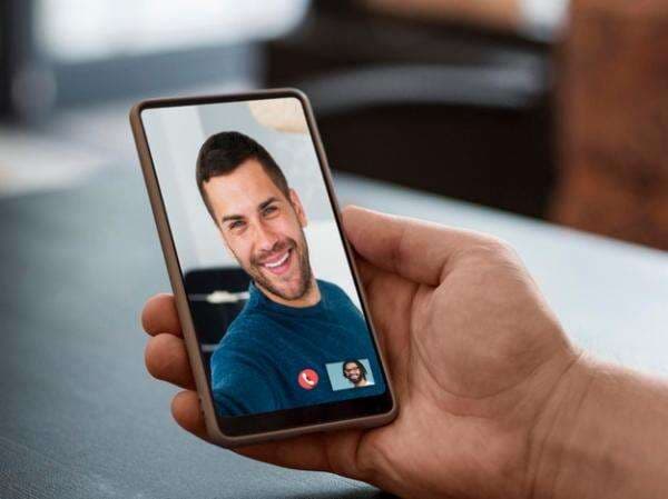 Pemerasan lewat Scam Porno Marak, Kominfo: Jangan Angkat Video Call Tak Dikenal Pemerasan lewat Scam Porno Marak, Kominfo: Jangan Angkat Video Call Tak Dikenal