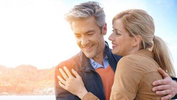 5 Zodiak Wanita yang Punya Hati Selembut Sutra, Mereka Terkenal Gampang Banget Mewek dan Baper Lho!