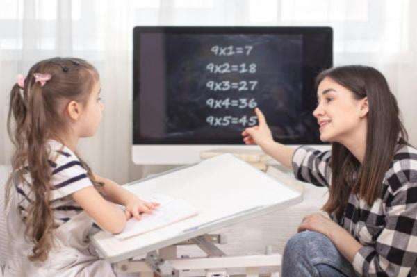 Cara Menghitung Volume Prisma Segitiga dan Contoh Soal