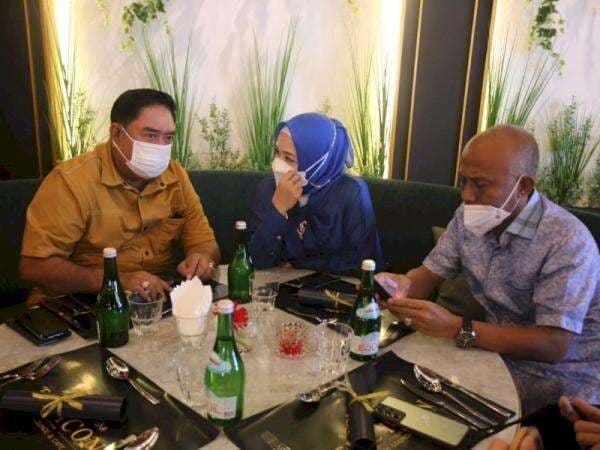 Abdul Hayat Launching The Icon Lounge and Cafe di Kawasan CPI