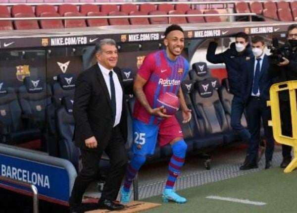 Jadwal Liga Spanyol: Barcelona vs Atletico Madrid, Real Madrid Cari Pelampiasan