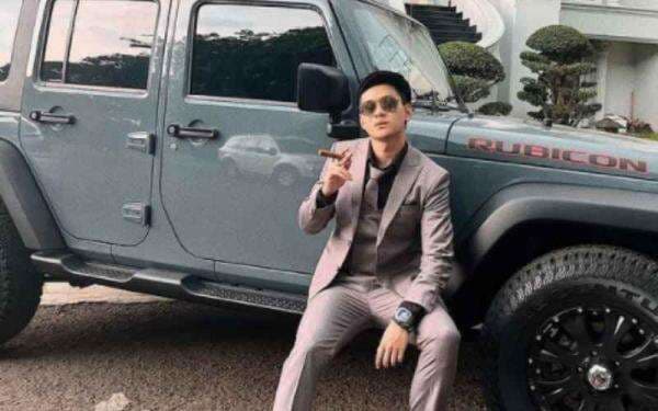 Ini Sumber Kekayaan Indra Kenz hingga Dijuluki Crazy Rich