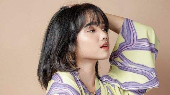 Selalu Tampil Sederhana, Ternyata Tas Tenteng Fuji Bak `Artis Papan Atas`, Harganya Sampai Rp40 Juta!