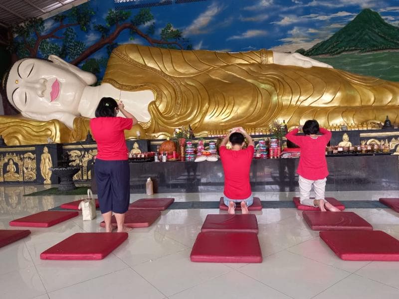 Yuk Intip Patung Budha Tidur di Indonesia, Tak Perlu Liburan ke Thailand!