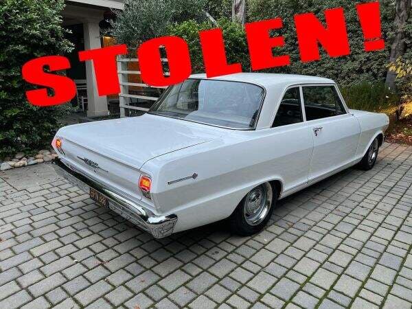 Waduh! Mobil Klasik Chevy II 1962 Milik Vokalis Green Day Dicuri